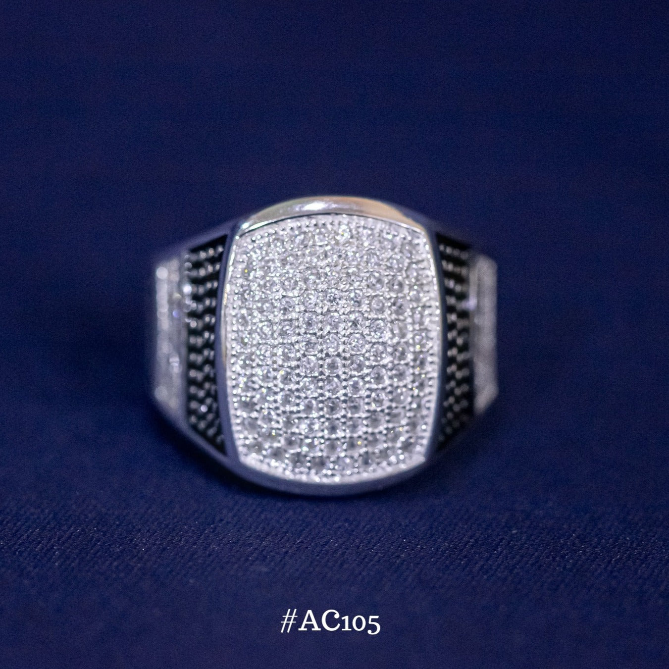 #AC105 -  Anillo De Caballero Con Zirconia Plata- B14/8.0