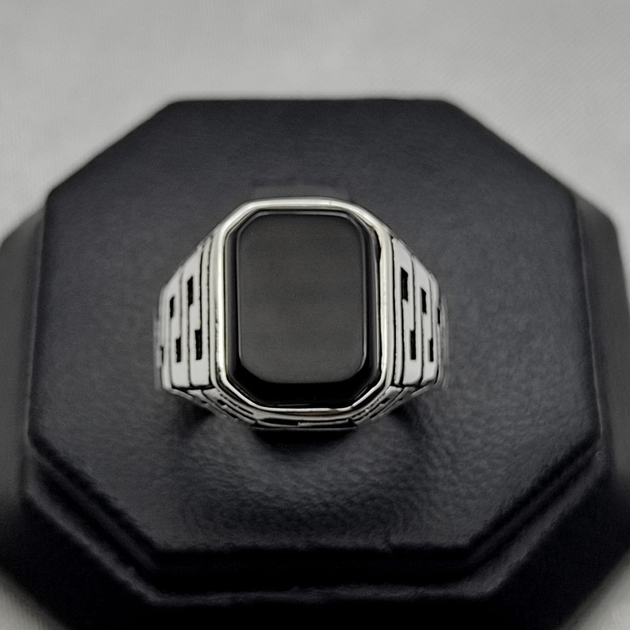 #AC135 - Anillo Caballero Piedra Zirconia Plata - IC5.6