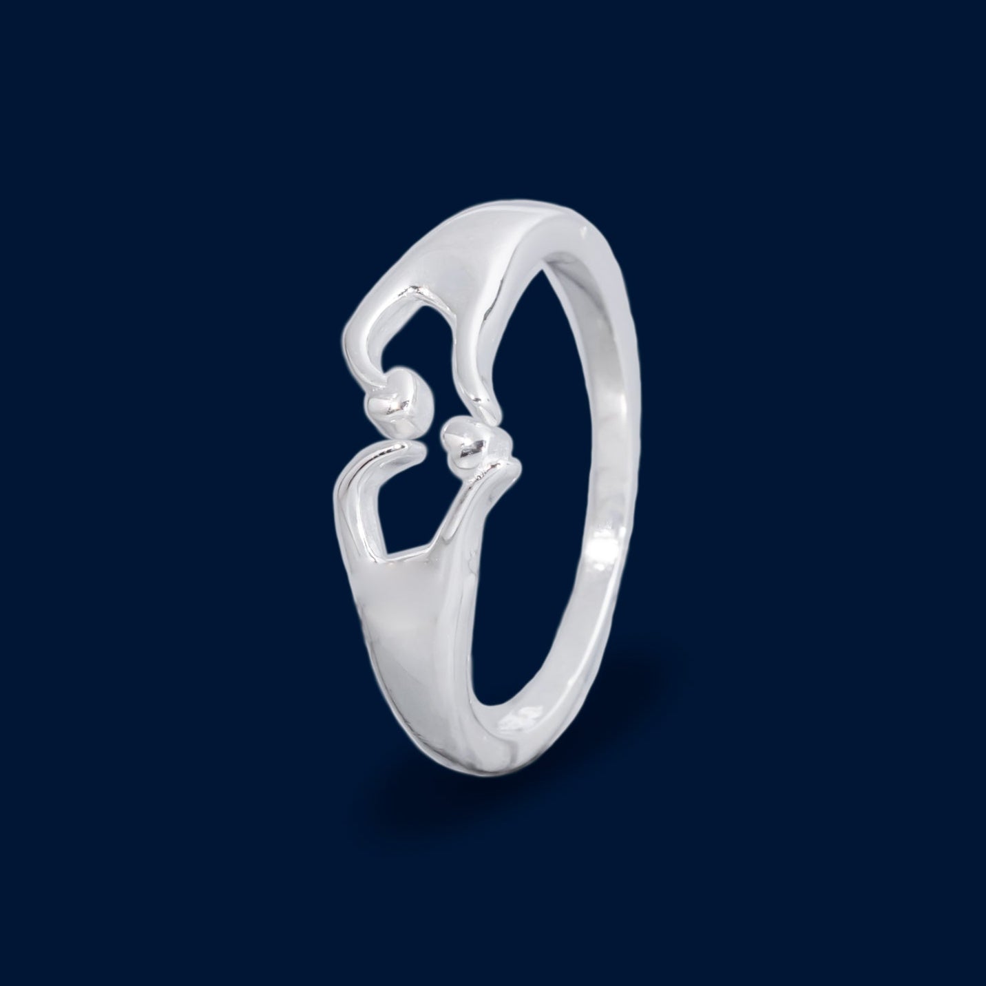 #AD188 - Anillo Ajustable Manos En Forma De Corazón Plata - B09/2.2