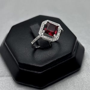#AD249 - Anillo Rombo Con Piedra Zirconia Plata - F2.4