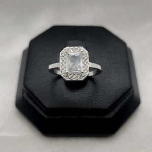 #AD358 - Anillo Solitario Piedra Zirconia Cuadrada Central Plata - B10/2.0