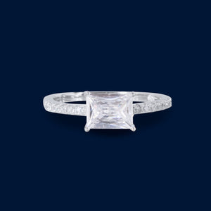 #AD378 - Anillo Solitario Piedra Zirconia Cuadrada Baño Rodio Plata - IP2.6