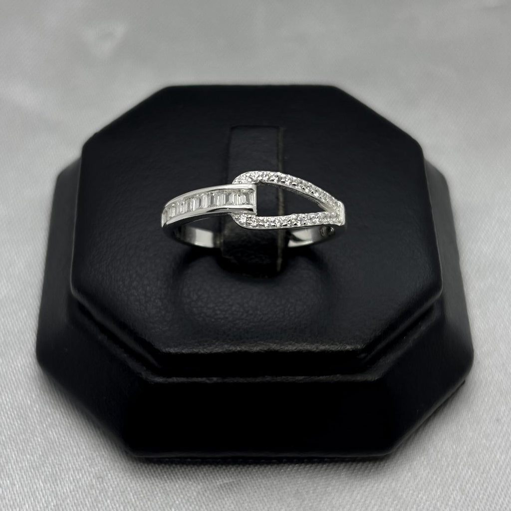 #AD430 - Anillo Con Piedra De Zirconia Plata - B12/2.0