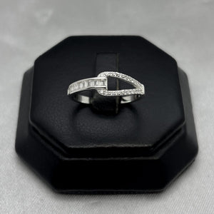 #AD430 - Anillo Con Piedra De Zirconia Plata - B12/2.0