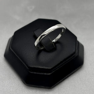 #AD448 - Anillo De Plata - B11/2.2