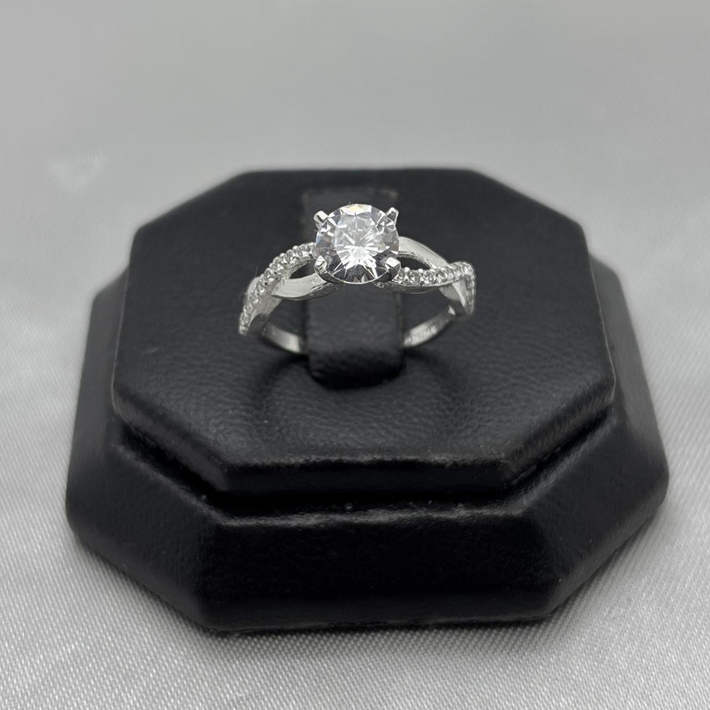 #AD459 - Anillo Solitario De Dama Hermoso Diseño Con Zirconia Plata - B09/2.4