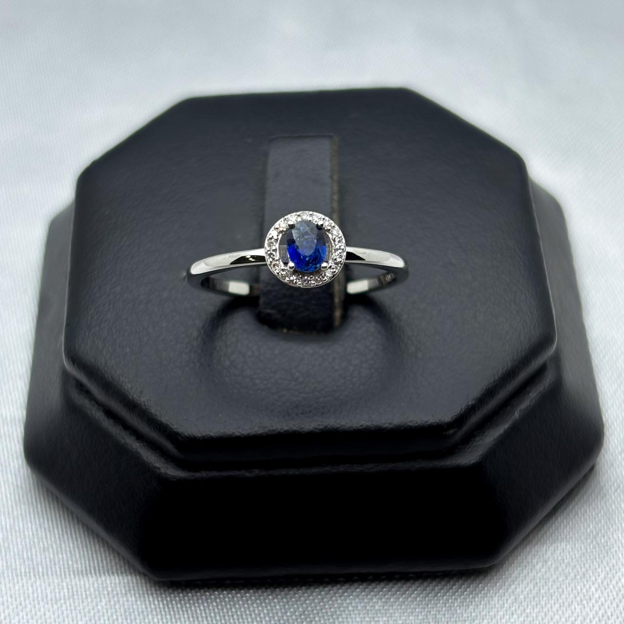 #ADX14109 - Anillo Solitario Con Diamante Natural Y Zafiro Oro Blanco 14K - TX295
