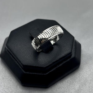 #AG116 - Argolla Diamantada Plata - 6 mm - ZC2.6