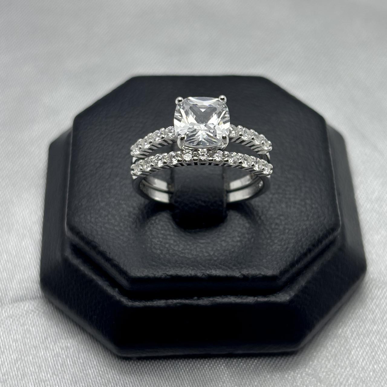 #AL110 - Alianza Doble Piedra Zirconia Cuadrada Y Media Churumbela Plata - PU4.8