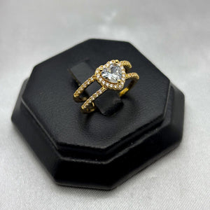 #AOL145 - Anillo Ajustable Corazón Con Piedra Zirconia Oro Laminado 18K