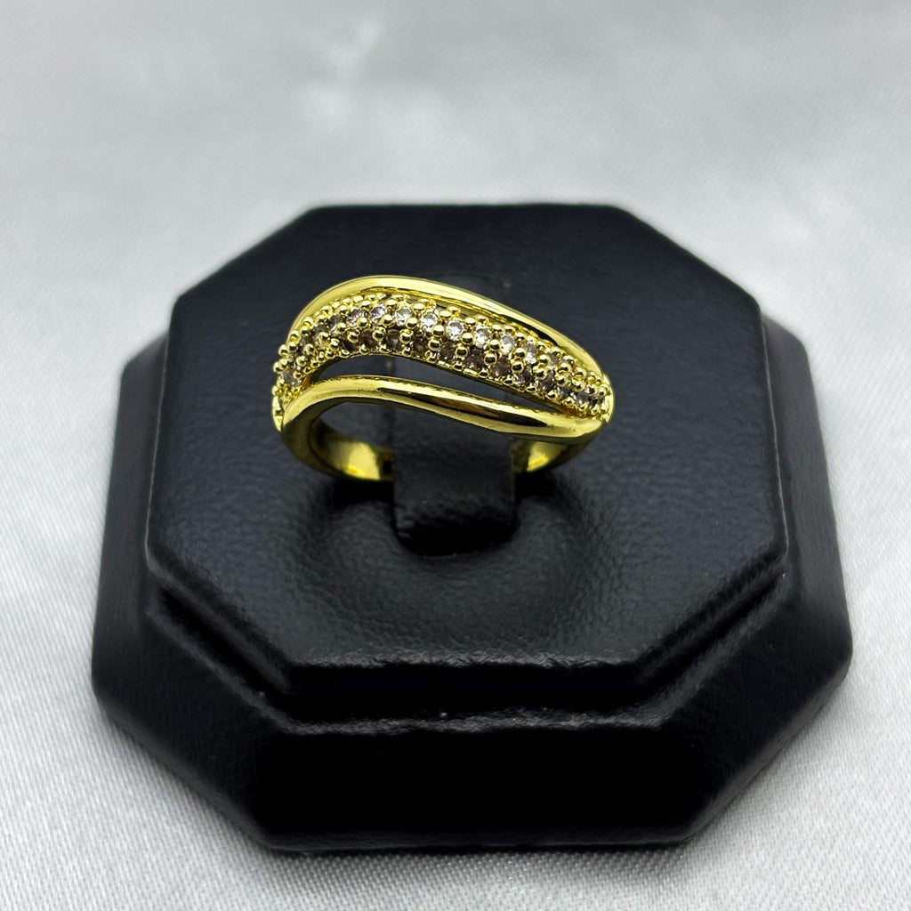 #AOL147 - Anillo Ajustable Con Zirconia Oro Laminado 18K