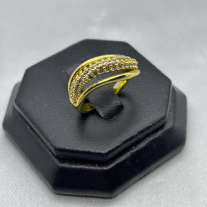 #AOL147 Anillo Ajustable Con Zirconia Oro Laminado 18K