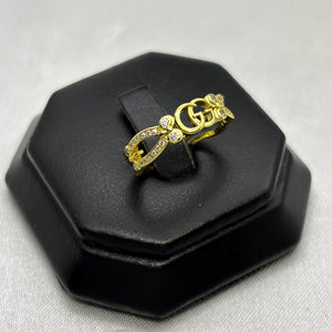 #AOL151 - Anillo Ajustable Doble G Con Piedra Zirconia Oro Laminado 18K