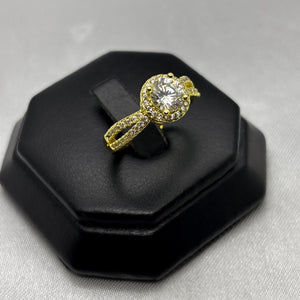 #AOL160 - Anillo Ajustable Solitario Piedra Zirconia Oro Laminado 18K