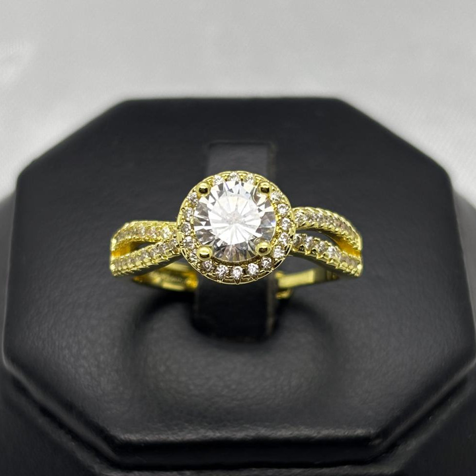 #AOL160 - Anillo Ajustable Solitario Piedra Zirconia Oro Laminado 18K