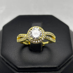 #AOL160 - Anillo Ajustable Solitario Piedra Zirconia Oro Laminado 18K