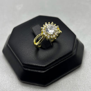 #AOL162 - Anillo Ajustable Flor Piedra Zirconnia Oro Laminado 18K