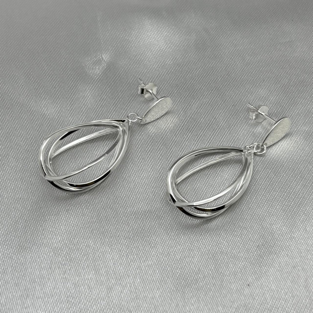 #AR231 - Arete Colgantes Oval Plata - B11/3.1