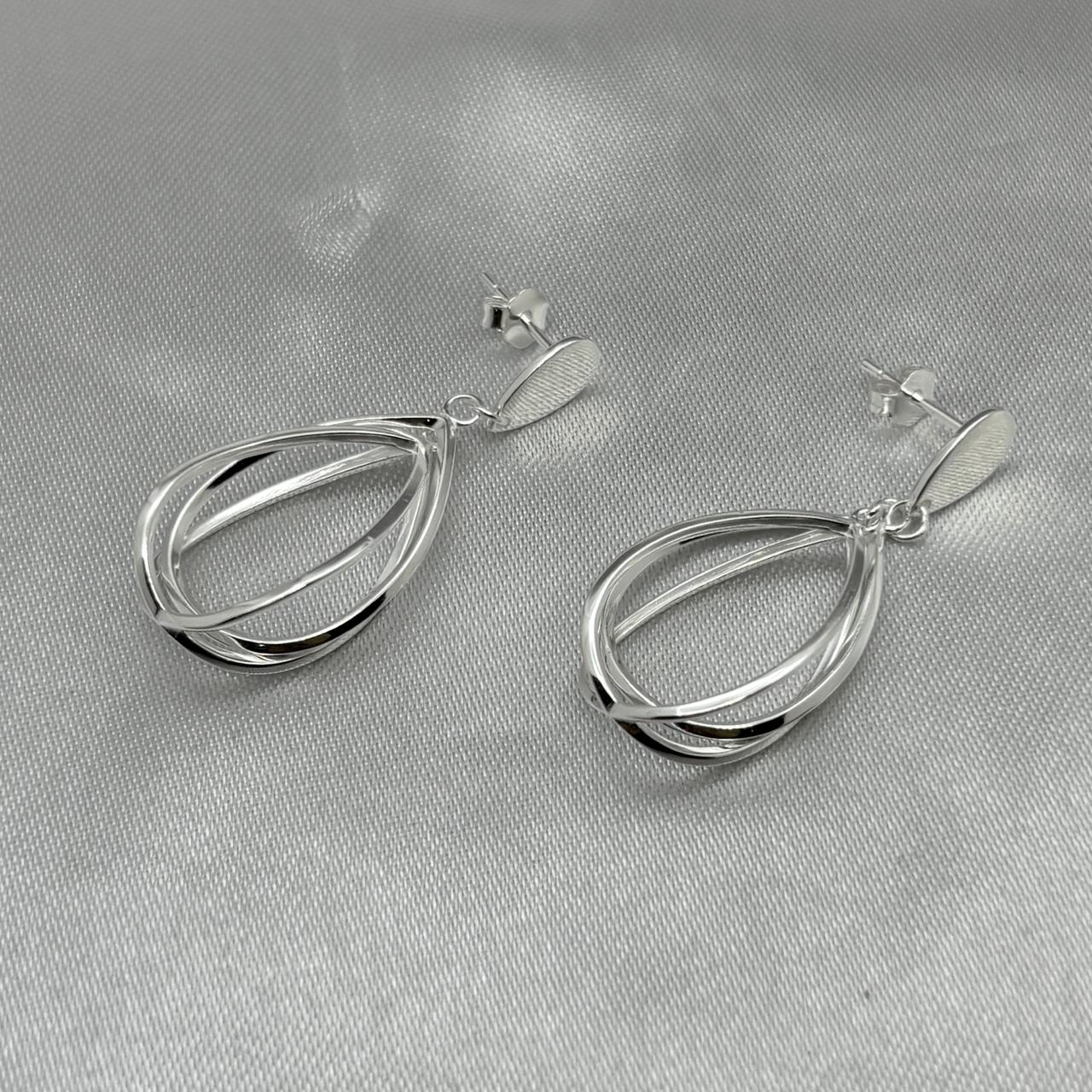 #AR231 - Arete Colgantes Oval Plata - B11/3.1