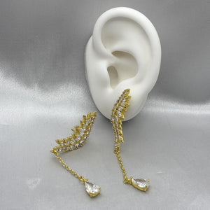#ARL135 - Arete Alas Con Colgante De Gota Piedra Zirconia Oro Laminado 18K