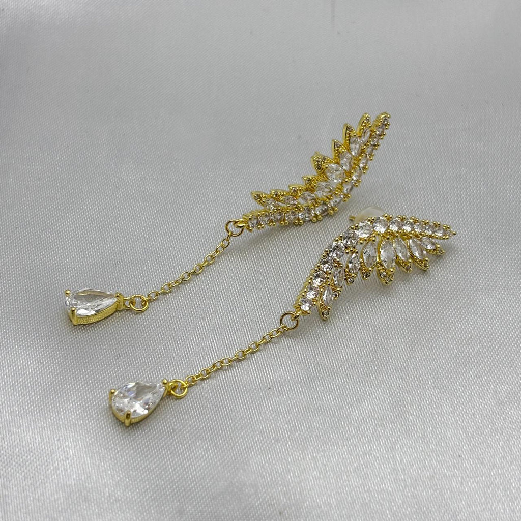#ARL135 - Arete Alas Con Colgante De Gota Piedra Zirconia Oro Laminado 18K