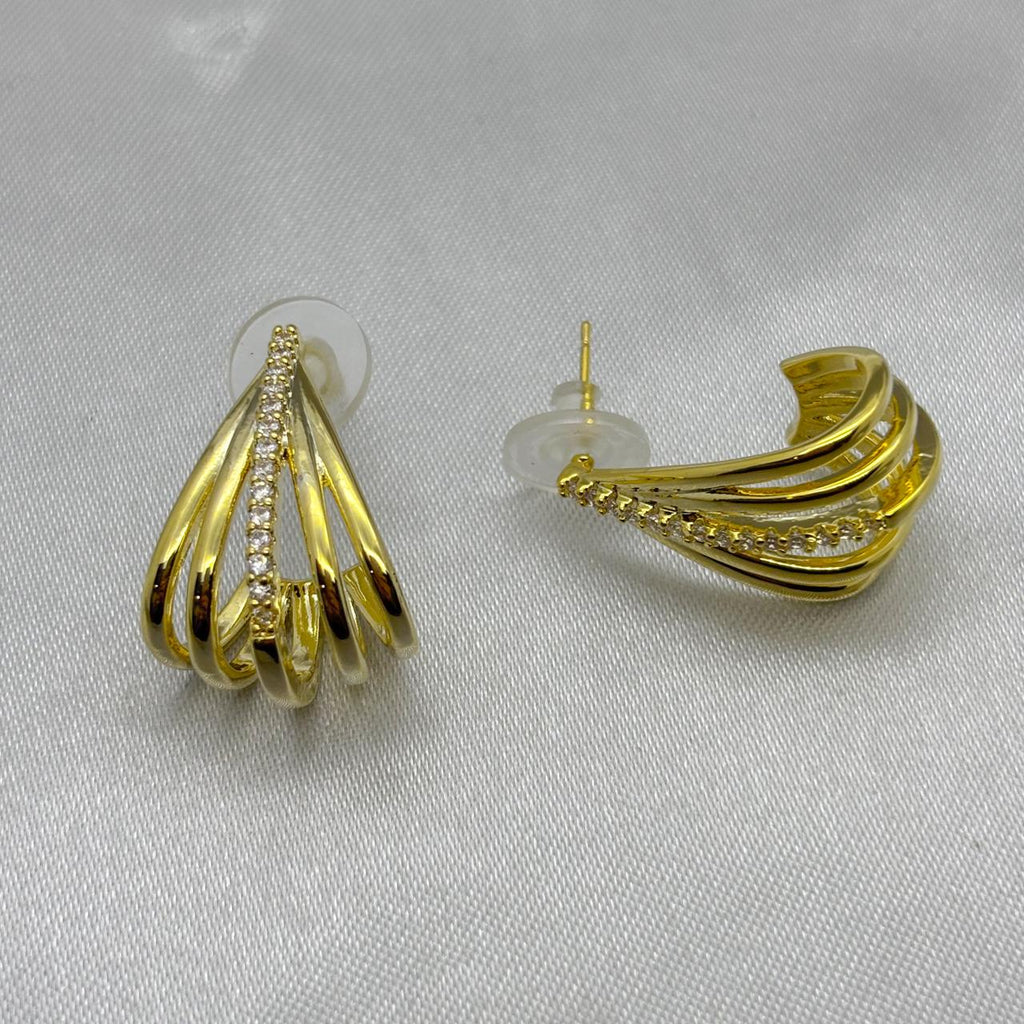 #ARL138 - Arete Con Piedra De Zirconia Oro Laminado 18K