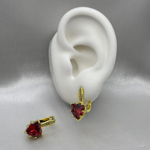 #ARL132 - Arete Corazón Con Zirconia Oro Laminado 18K