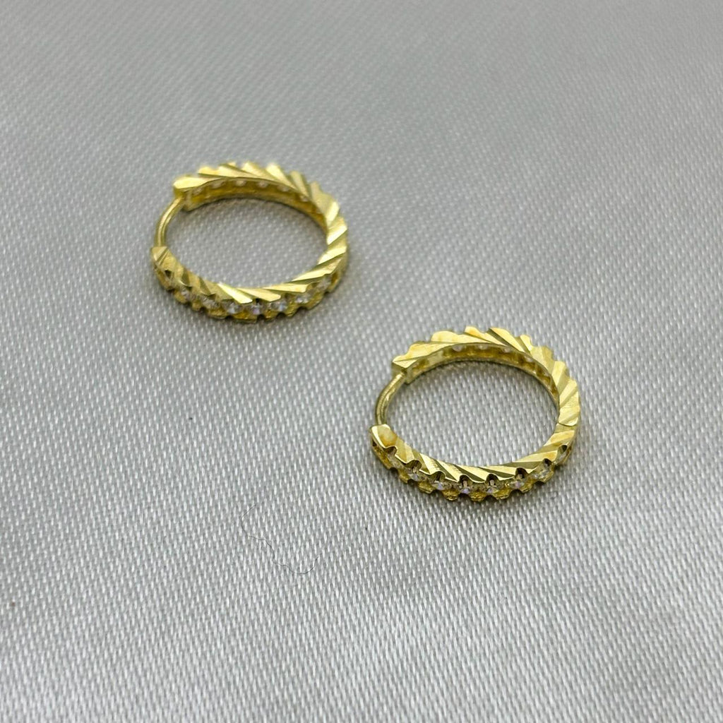 #ARR10122 - Arracada Oval Con Piedra Zirconia Oro 10K - I07/1.2
