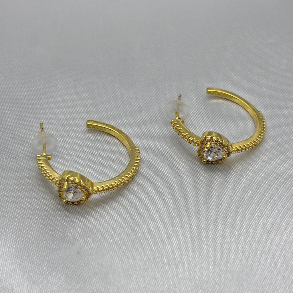 #ARRL142 - Arracada Corazón Piedra Zirconia Oro Laminado 18K