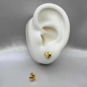 #B10164 - Broquel Corazón Inflado Oro 10K