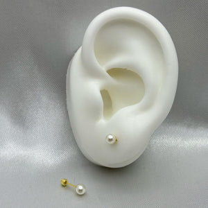 #B10225 - Broquel Con Perla Oro 10K