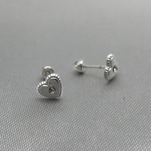 #BR182 - Broquel Corazón Piedra Zirconia Plata - E18