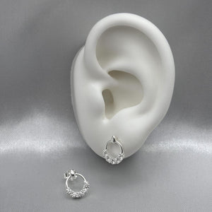 #BR244 - Broquel Circular Piedra Zirconia Plata - LL1.9