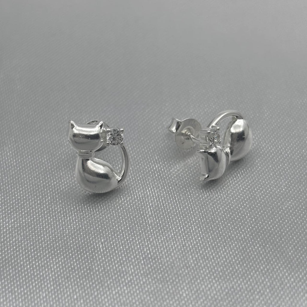 #BR250 - Broquel Gato Piedra Zirconia Plata - LL2.3
