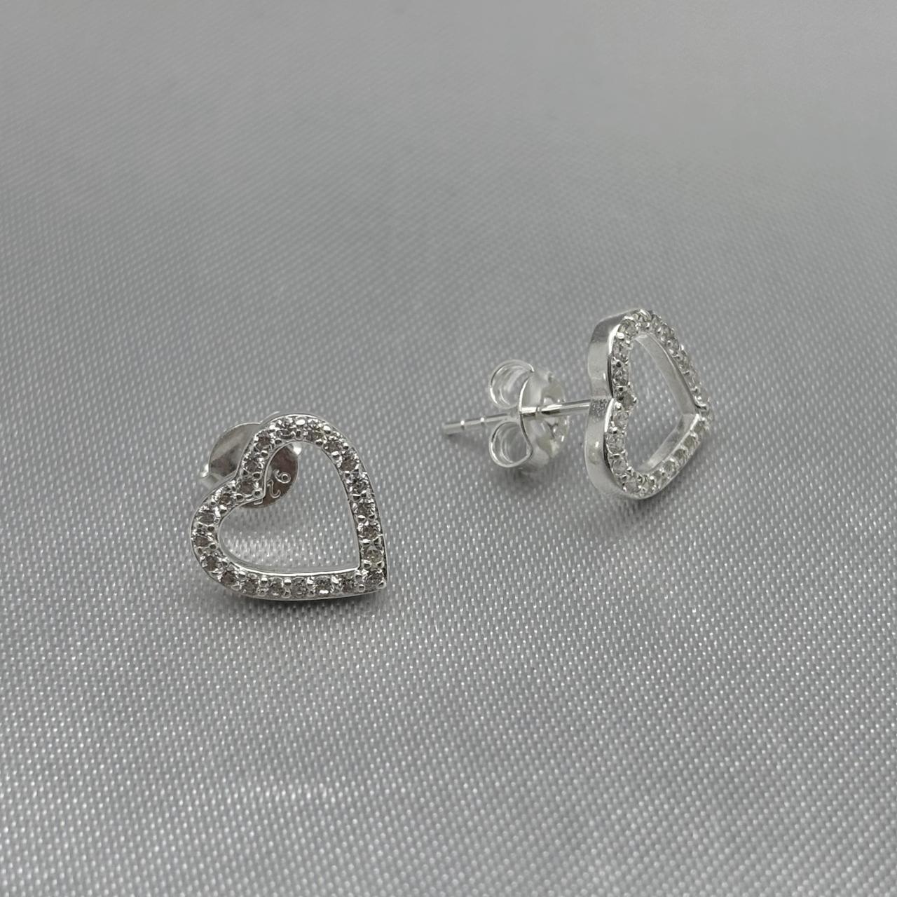 #BR256 - Broquel Corazón Piedra Zirconia Plata - LL1.8