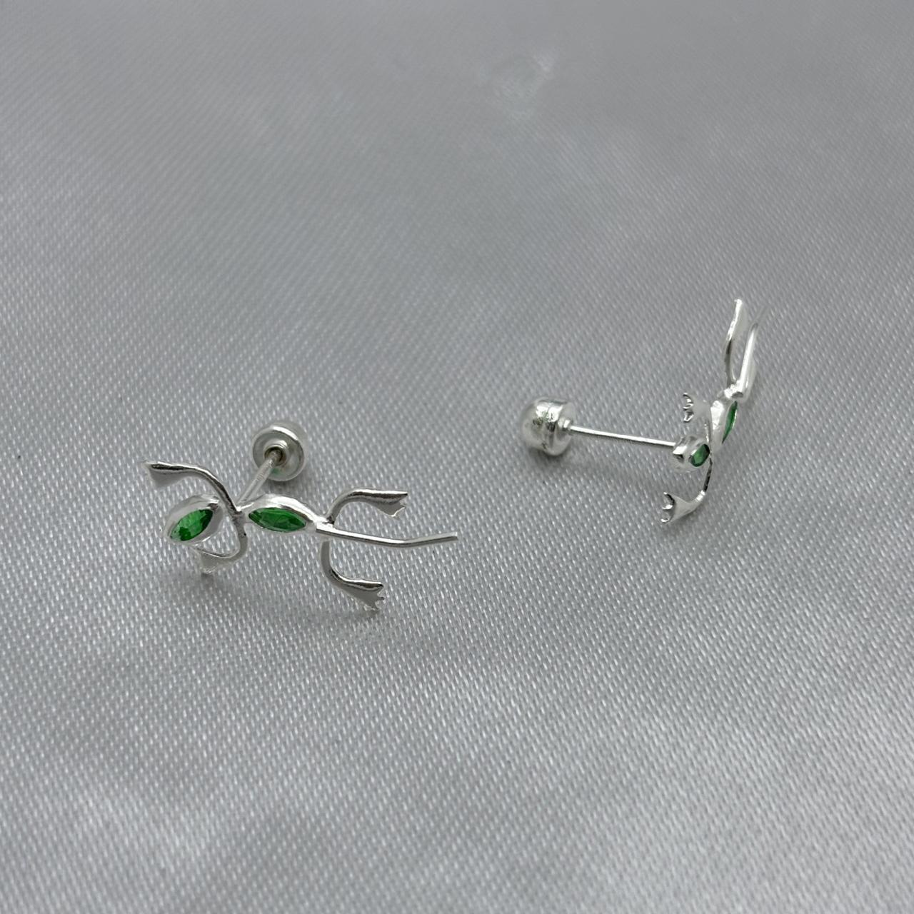 #BR286 - Broquel Lagartija Con Zirconia Plata - F53