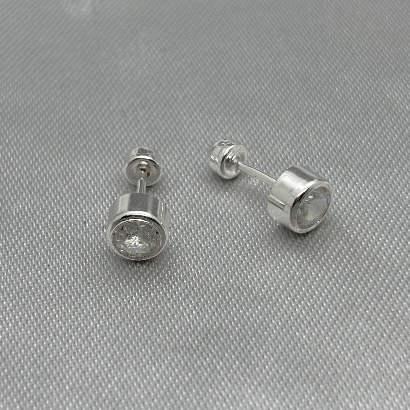 #BR287 - Broquel Tambor Con Piedra Zirconia Plata
