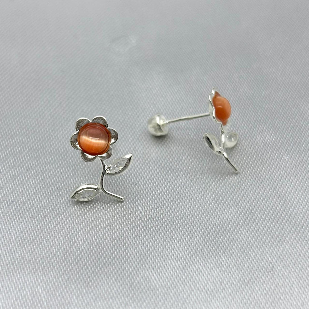 #BR288 - Broquel Flor Con Zirconia Plata - F46