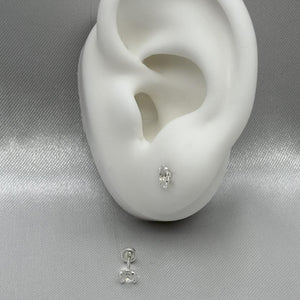 #BR321 -  Broquel Piedra Zirconia Rombo Plata