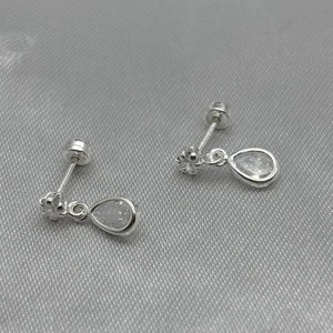 #BR325 - Broquel Colgante Gota/Pera Piedra Zirconia Plata