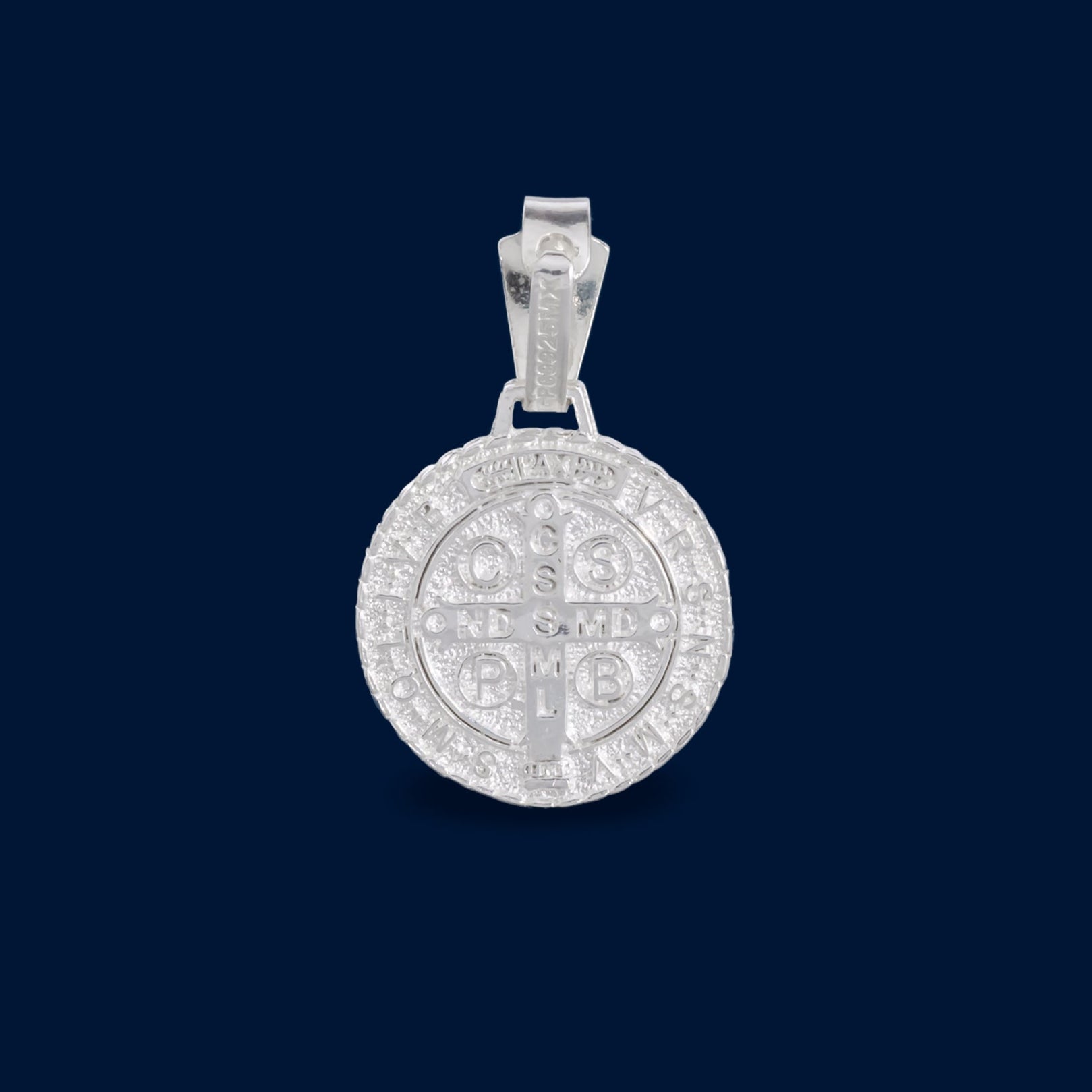 #D181 - Medalla/Dije De San Benito - F7.2