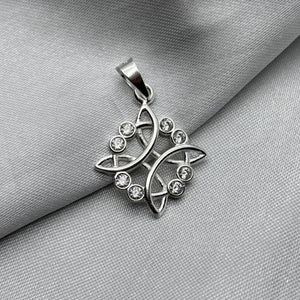 #D584 - Dije Nudo De Bruja Con Piedra Zirconia Plata - ZC2.5