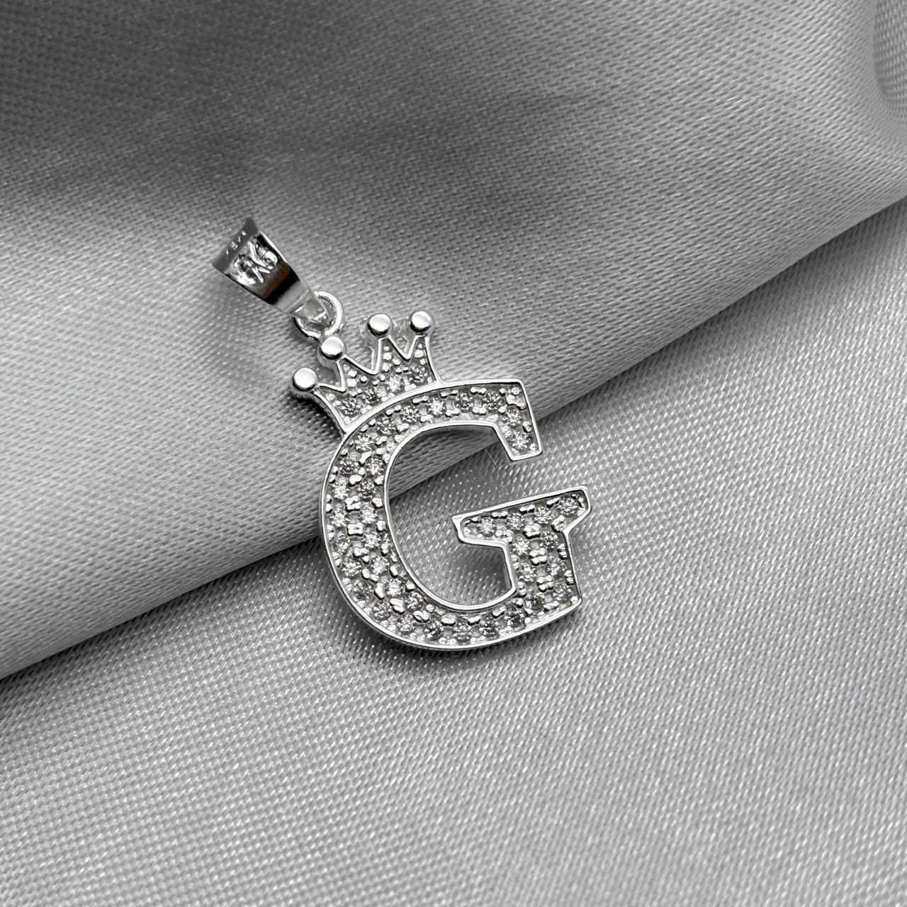#D593 - Dije Letras Con Corona Y Piedra Zirconia Plata - ZC2.5