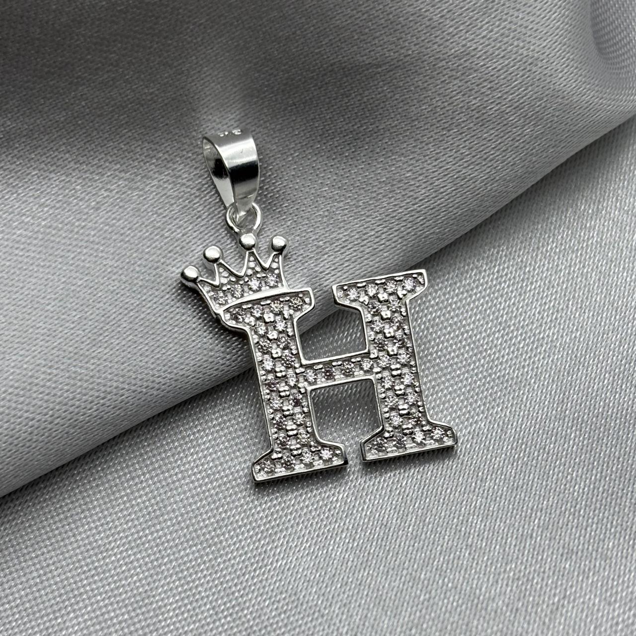 #D593 - Dije Letras Con Corona Y Piedra Zirconia Plata - ZC2.5