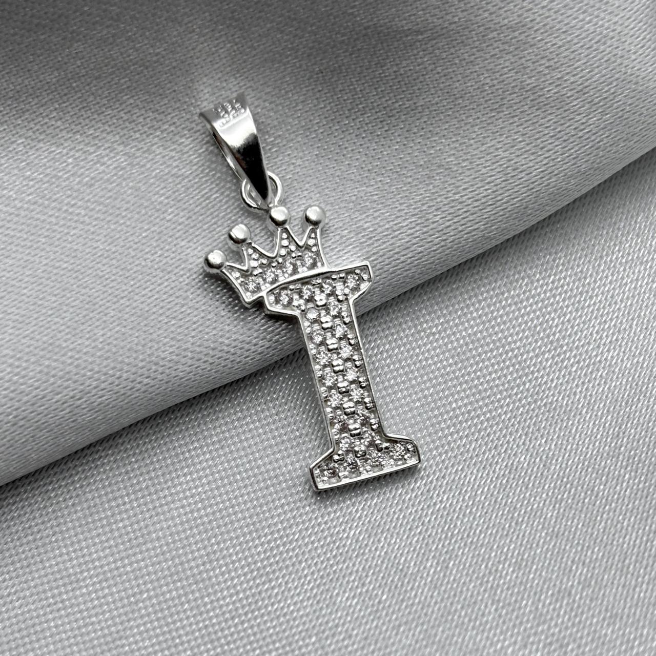 #D593 - Dije Letras Con Corona Y Piedra Zirconia Plata - ZC2.5