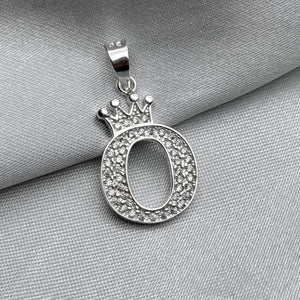 #D593 - Dije Letras Con Corona Y Piedra Zirconia Plata - ZC2.5