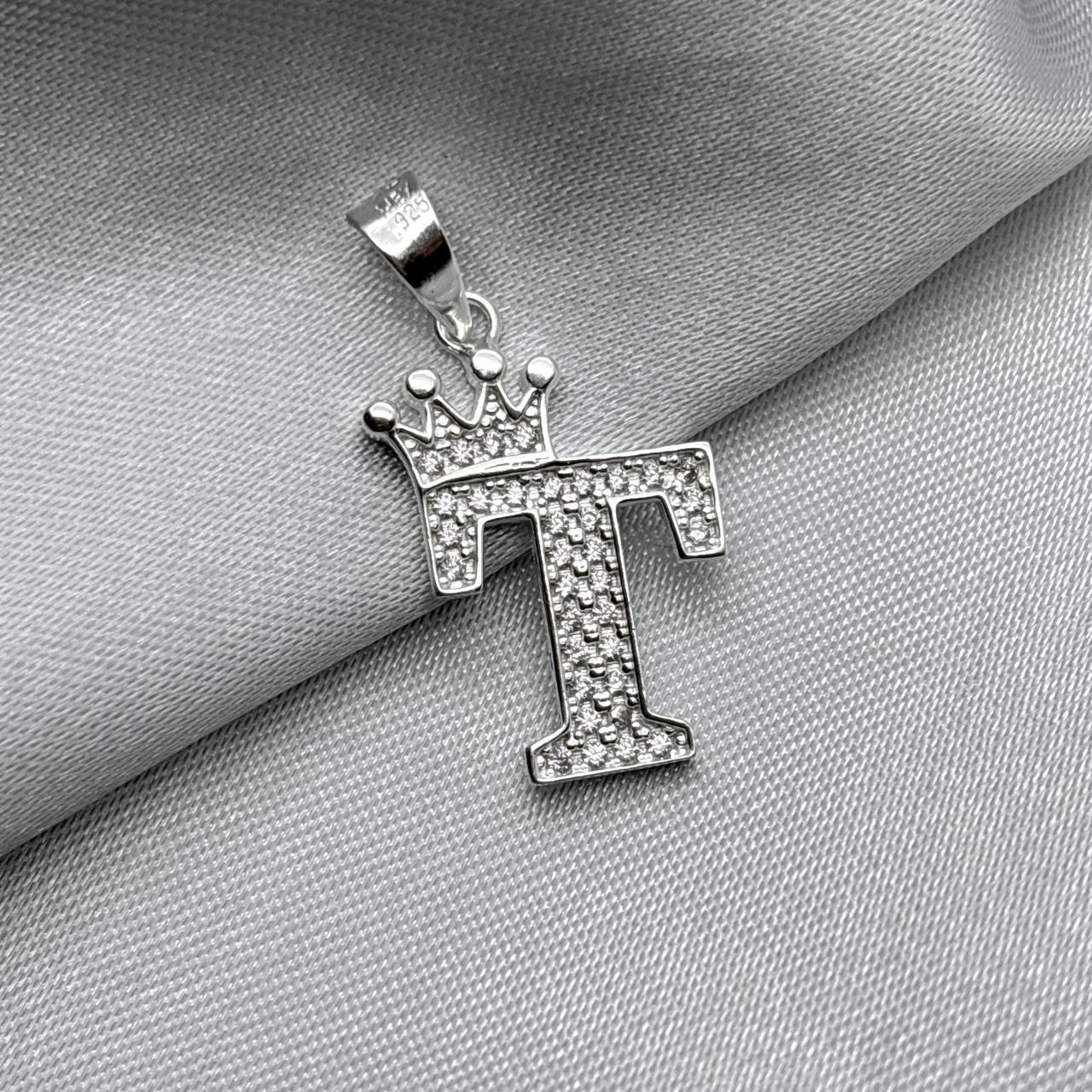 #D593 - Dije Letras Con Corona Y Piedra Zirconia Plata - ZC2.5