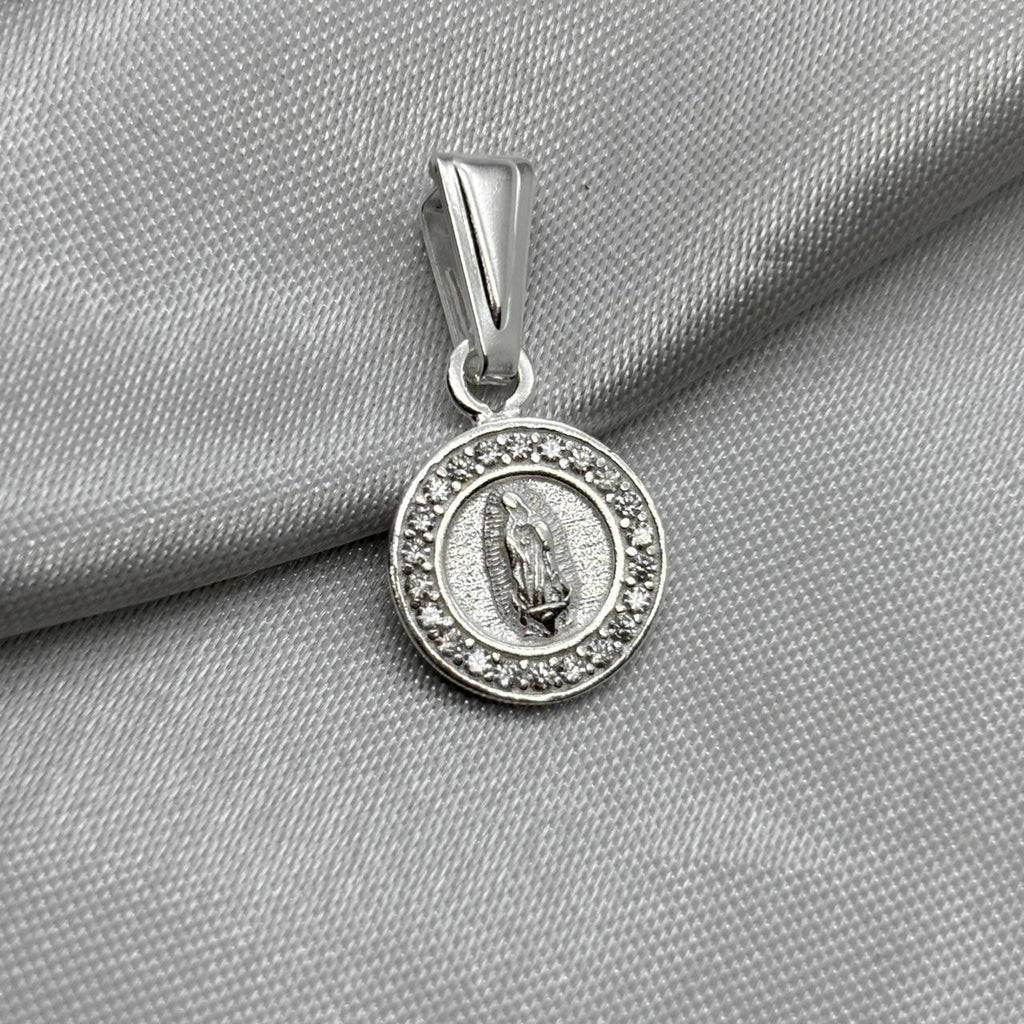#D614 - Dije Circular Virgen De Guadalupe Con Zirconia Plata - B09/1.7