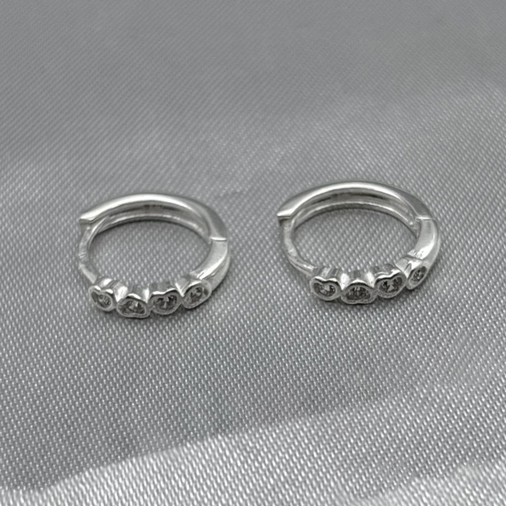 #H124 - Huggies Corazones Con Piedra Zirconia Plata - ZC2.1
