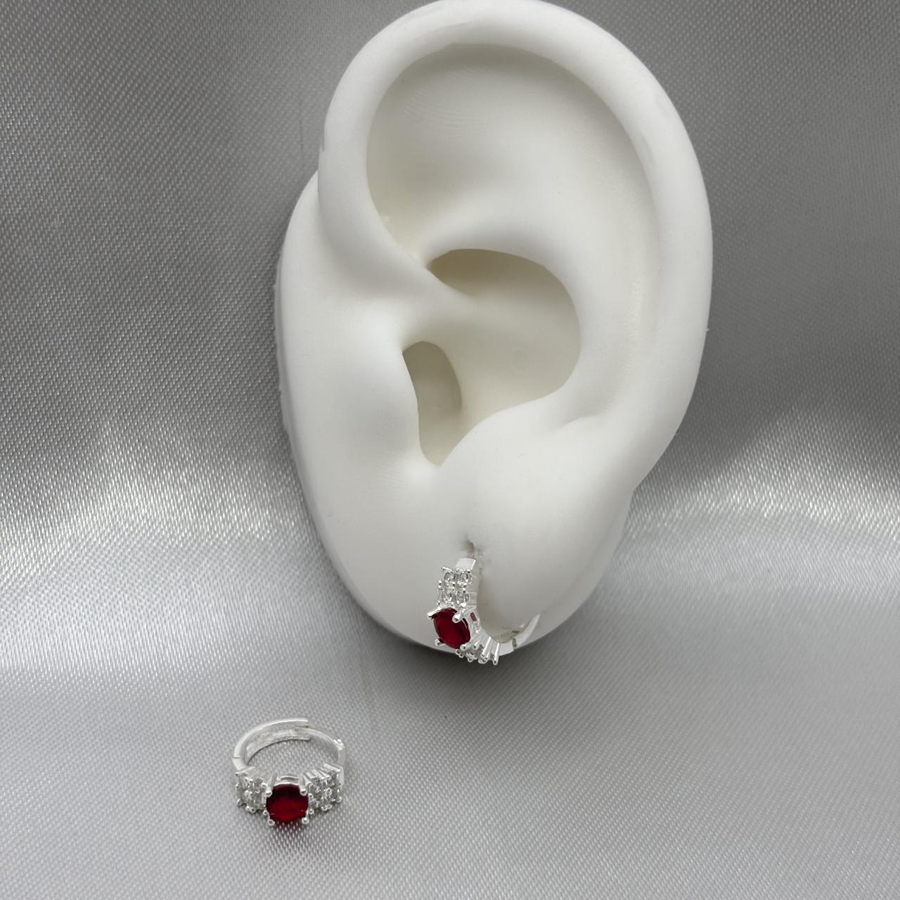 #H195 - Huggie Con Piedra Zirconia Plata - A15/1.7